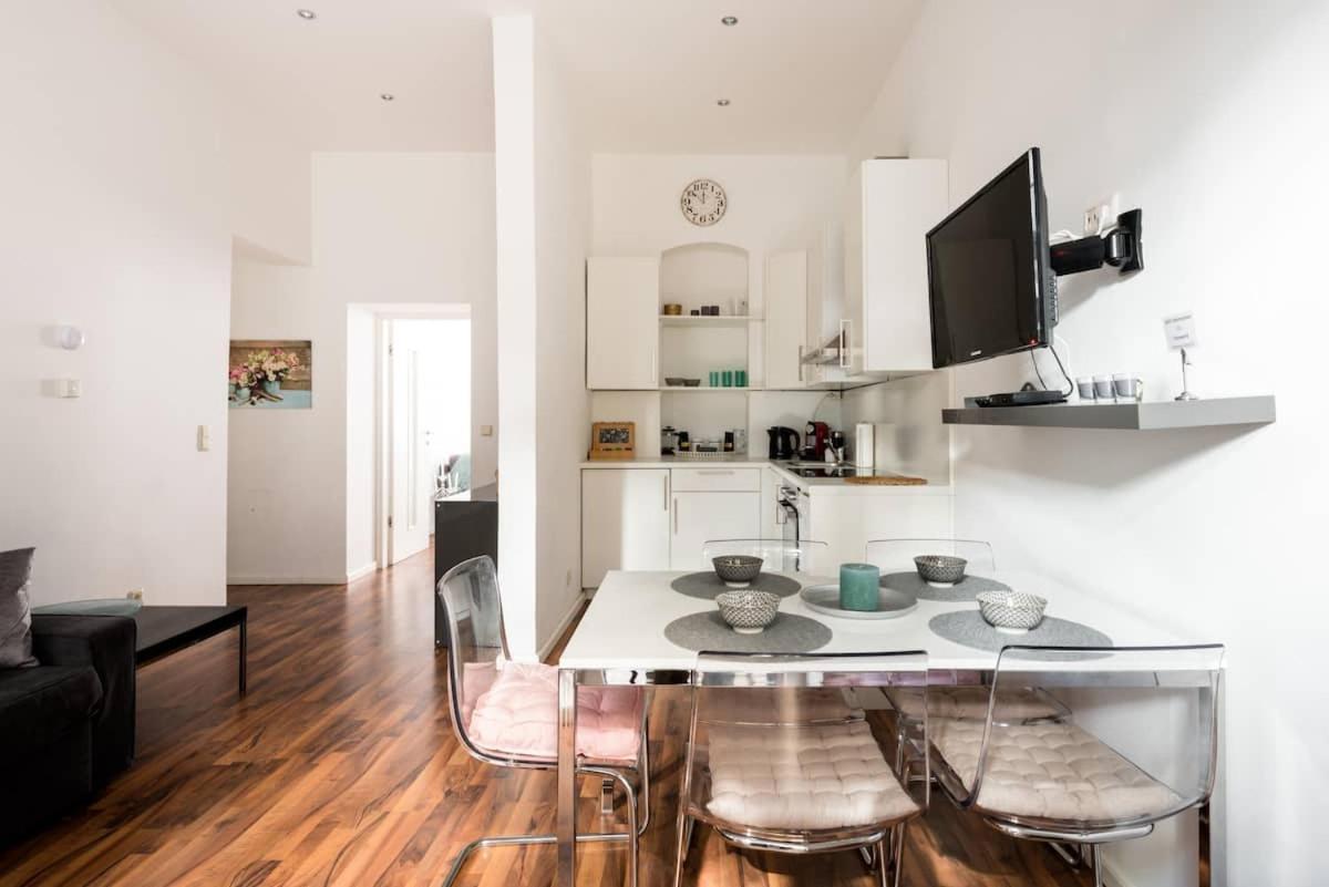 Luxurious And Spacious 5 Min Walk To City Center, 1-2 Vienna Exterior photo